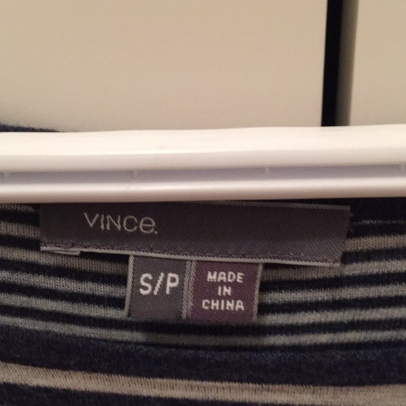 Women’s top - Picture 2 of 3